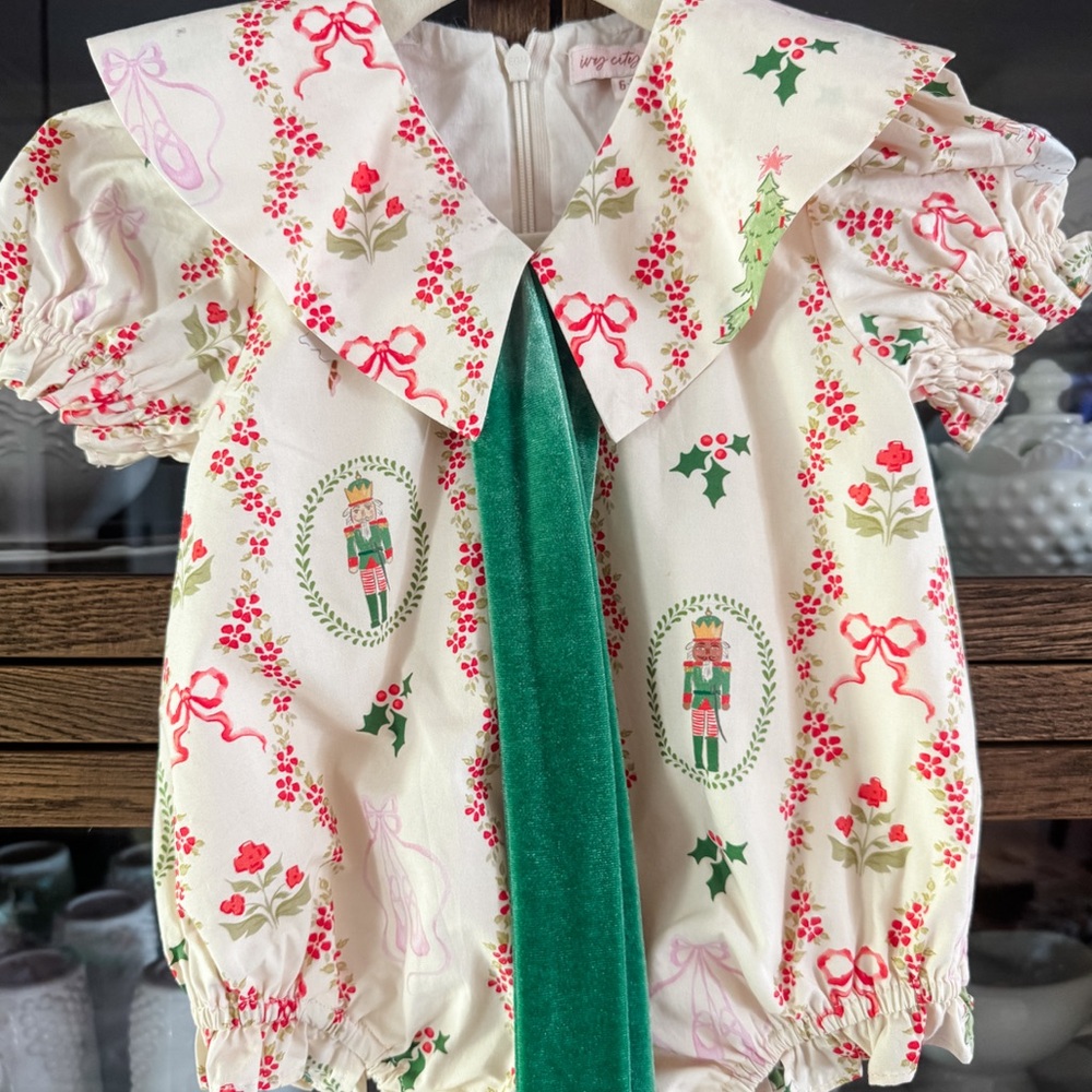 Ivy City Co Yuletide Christmas Bodysuit